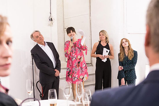 Bei der Laudatio von Dr. Sonja Lechner am 13.04.2018 (&copy;Foto:  Andreas Zitt f&uuml;r Foldart)